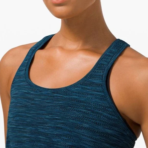 Lululemon Swiftly Tech Racerback 2.0 - Picture 13 of 13